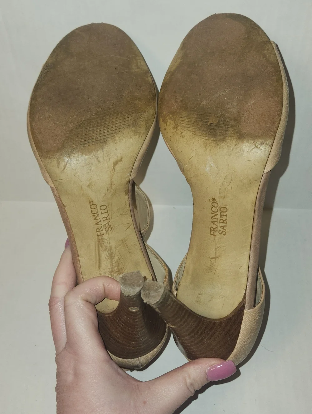 Franco Sarto Alloy Nude Leather Peep-Toe T-strap High Heels Sandals 8